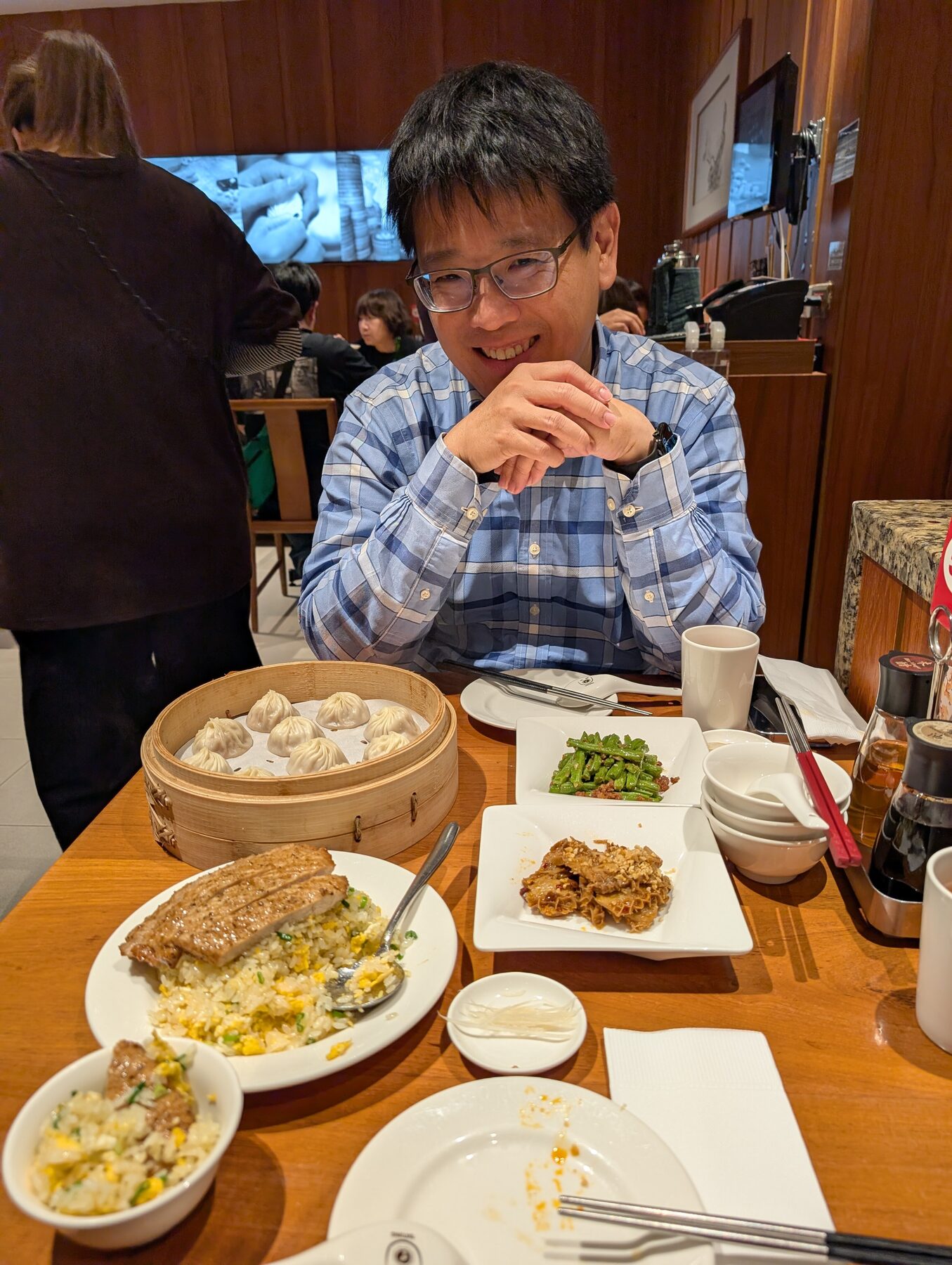Wen-Po Chuangさん訪問時の食事の様子